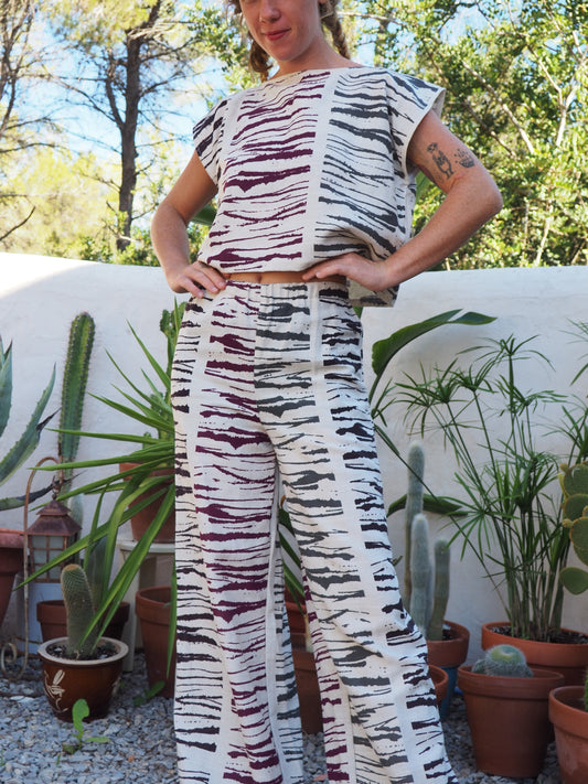 Super nice linen fabric with abstract print up-cycled wide leg pants made by Vagabond Ibiza