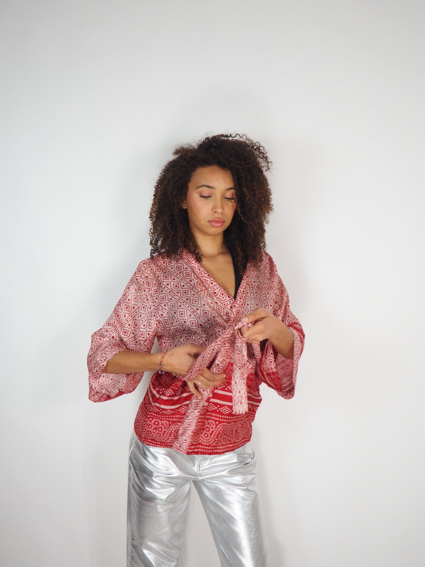 The Kardash Short Kimono – Vintage Re-cycled Sari Kimono Jacket with Waist Tie + Matching Scrunchy & Storage Bag