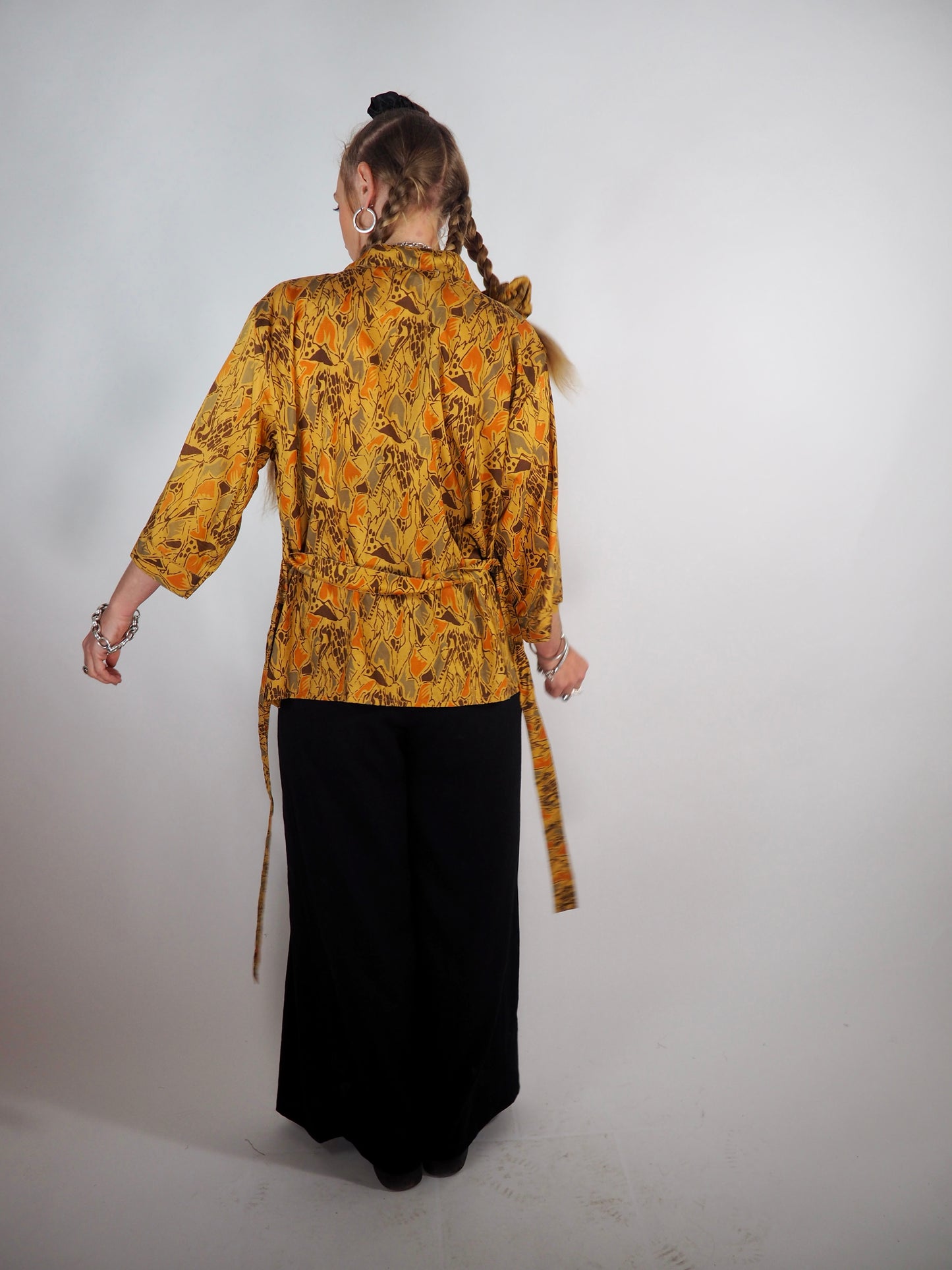 The Kardash Short Kimono – Vintage Re-cycled Sari Kimono Jacket with Waist Tie + Matching Scrunchy & Storage Bag