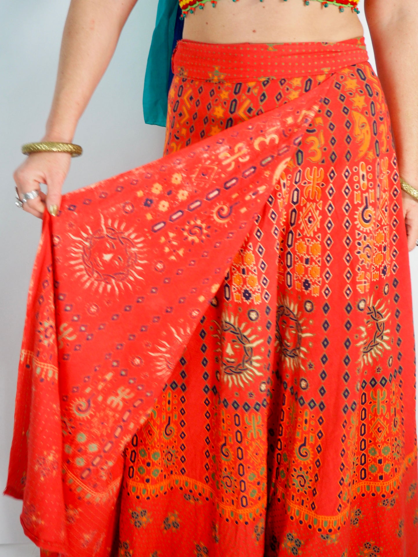 Vintage 1970s Indian Cotton Wrap Skirt – Sun & Symbol Print