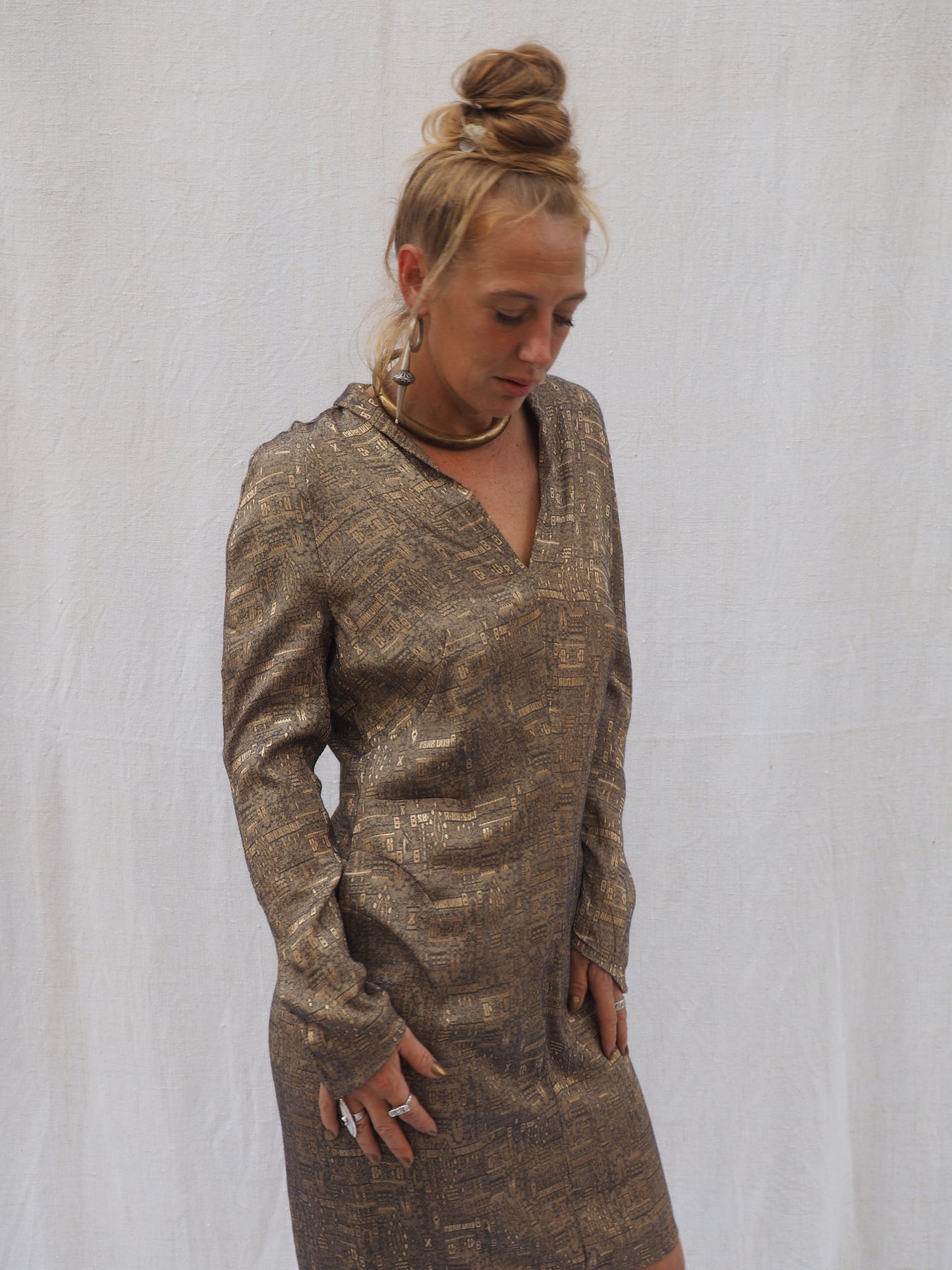 Vintage 1970s Gold Shimmery Woven Shift Dress