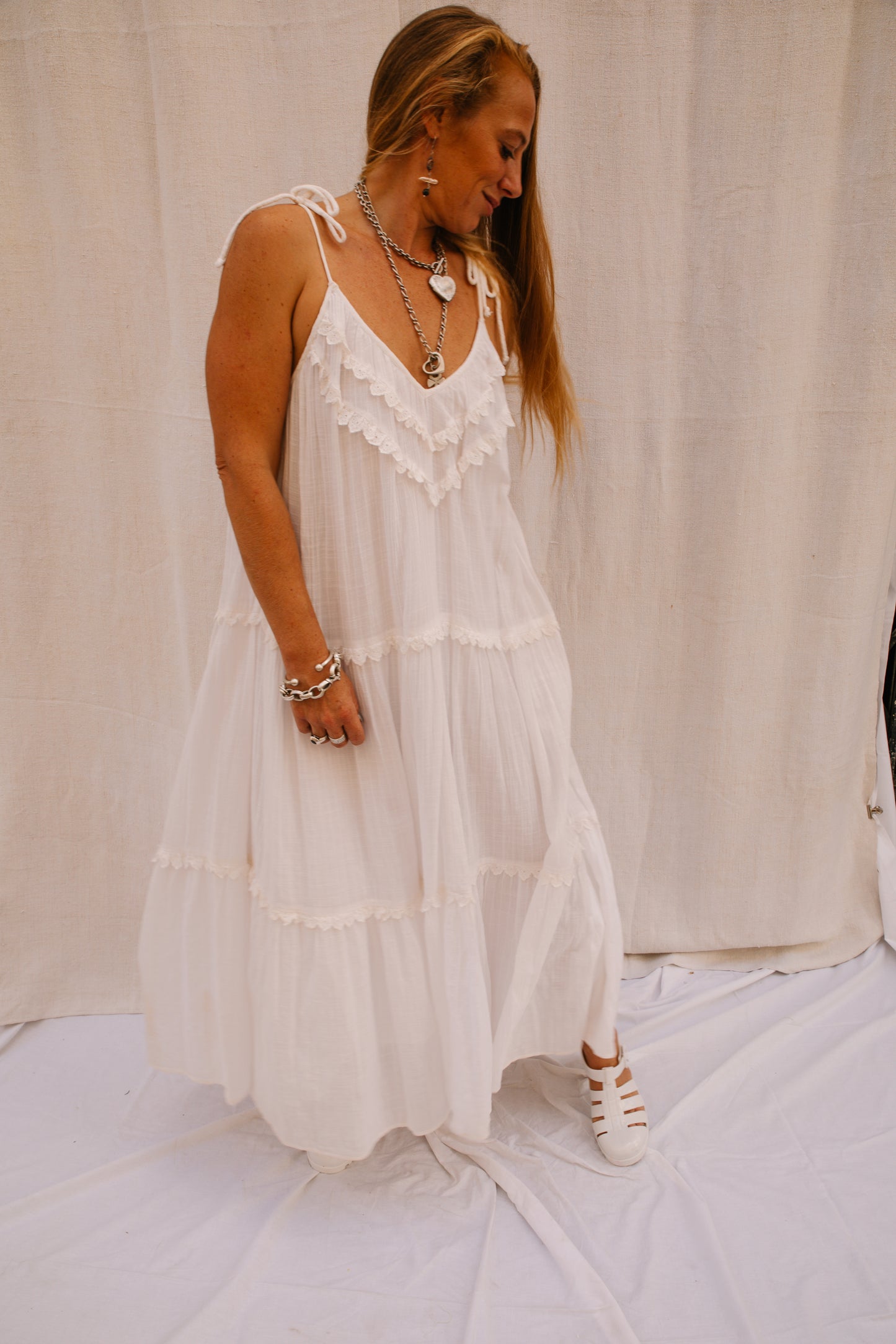 Vintage White Maxi Dress with Ruffle Detail – Made by Vagabond Ibiza