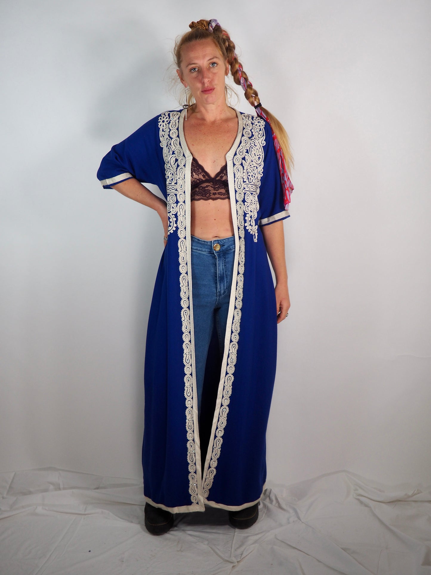 Vintage 1970s Arabic Cover-Up Kaftan Kimono Jacket – Blue with White Embroidery