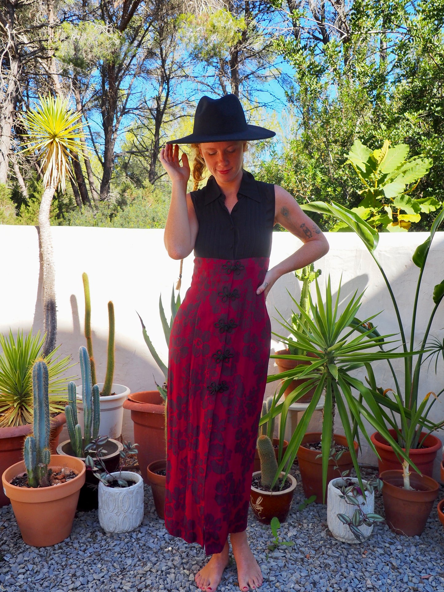 Vintage Chinese printed red and black dress super cool big button fastening details