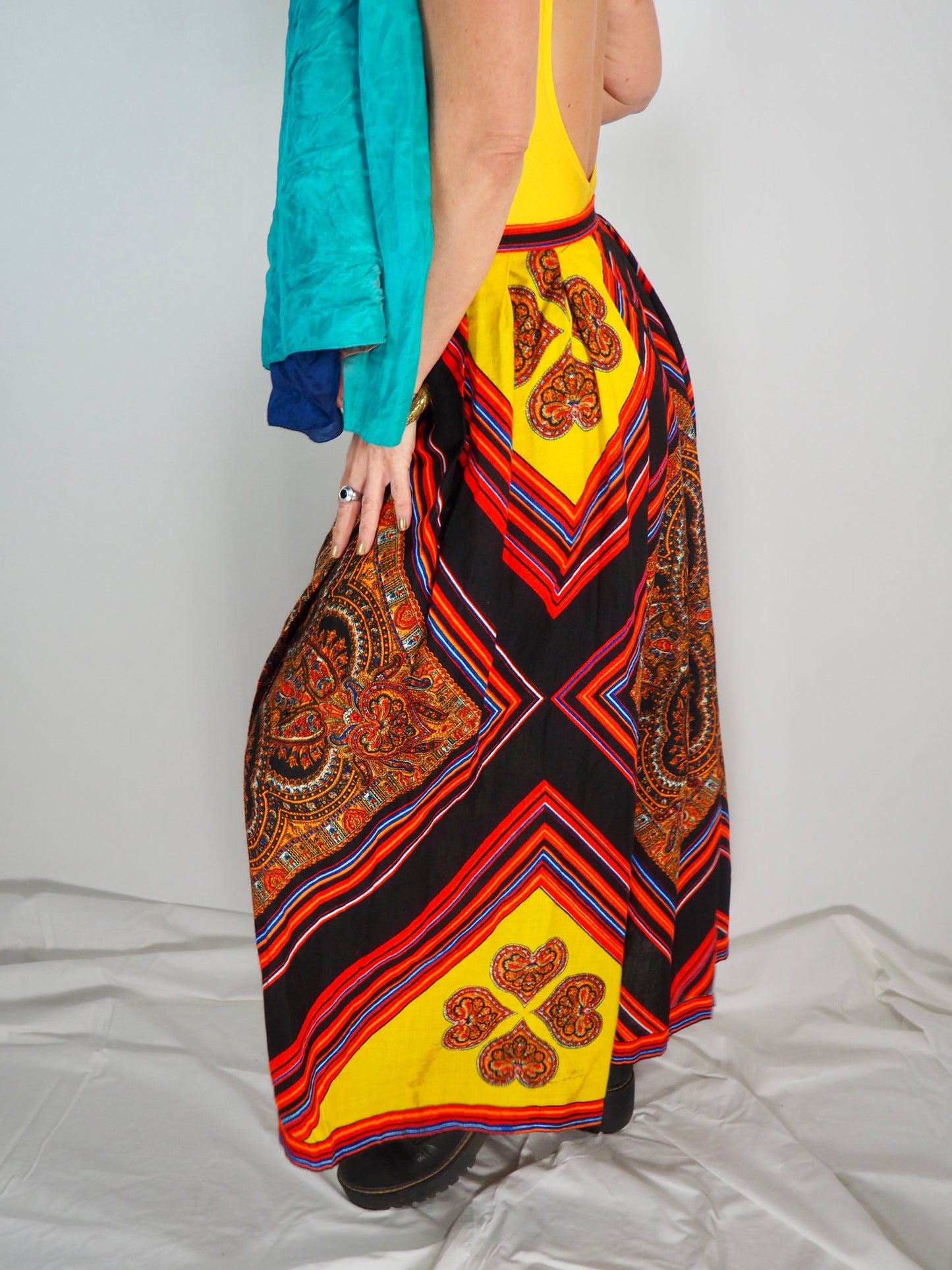 Vintage 1970s Wrap Skirt – Bold Bohemian Elegance