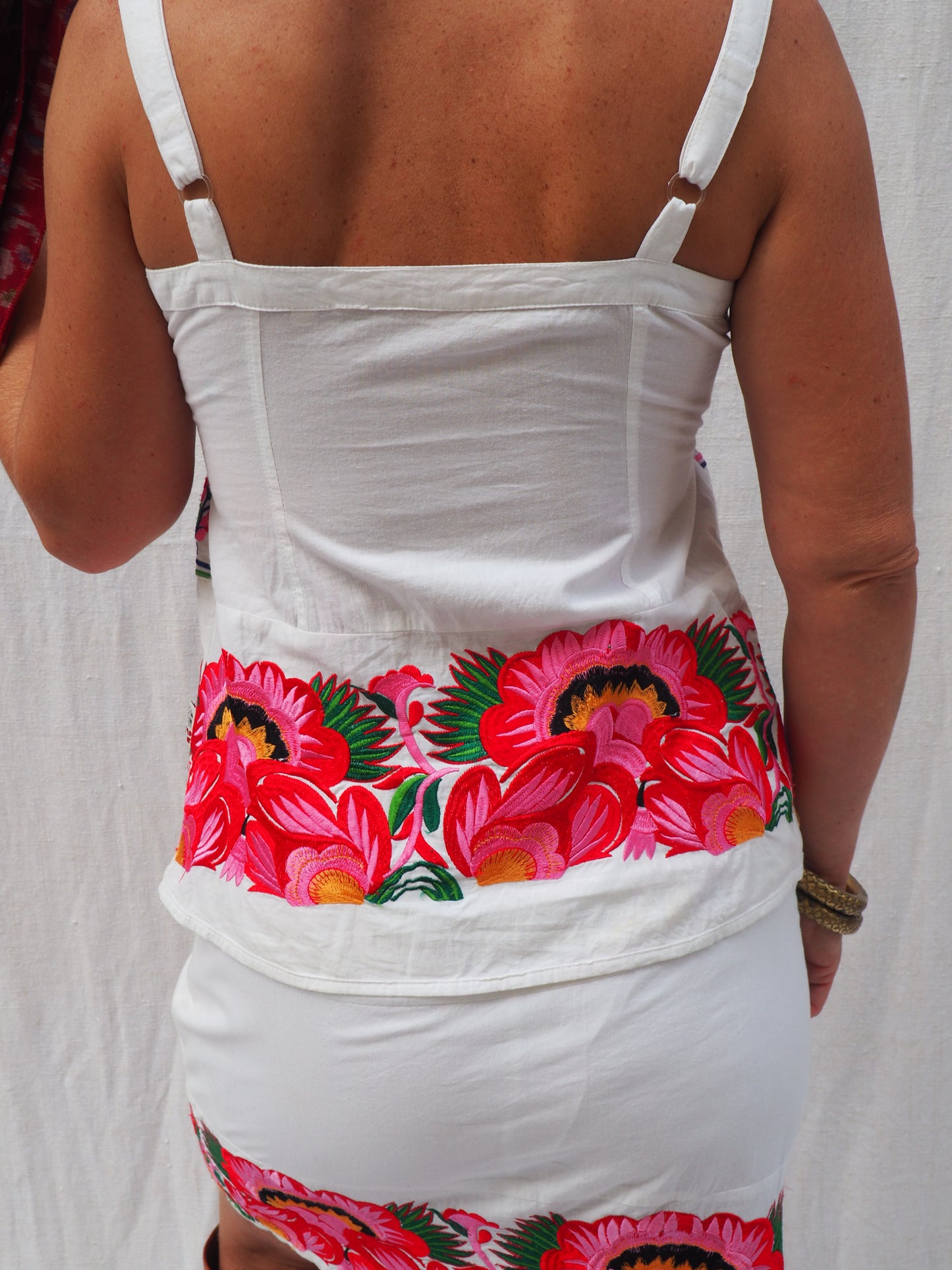 Two-Piece White Cotton Set with Embroidery