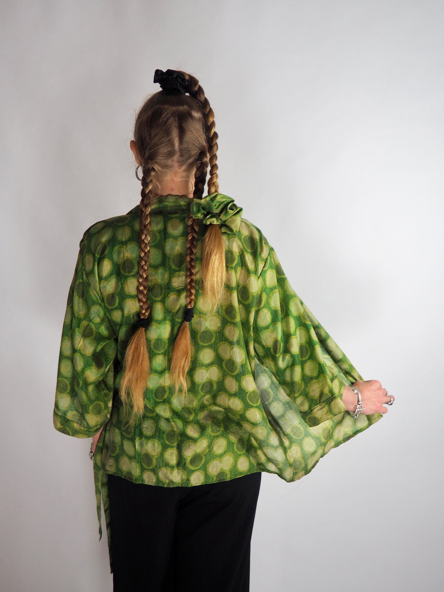 The Kardash Short Kimono – Vintage Re-cycled Sari Kimono Jacket with Waist Tie + Matching Scrunchy & Storage Bag