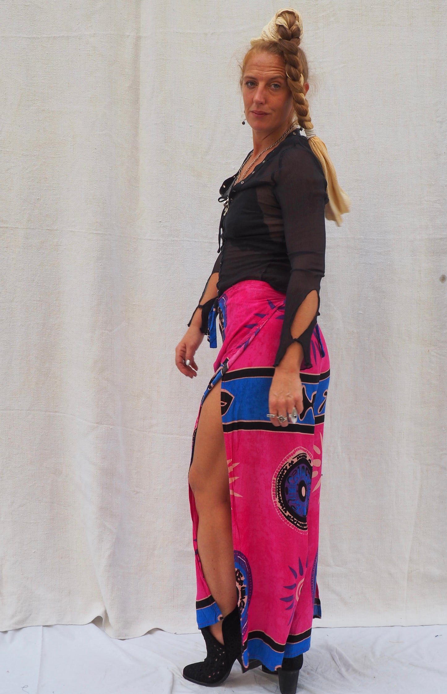 Wrap pants with side splits in pink and blue patterned design