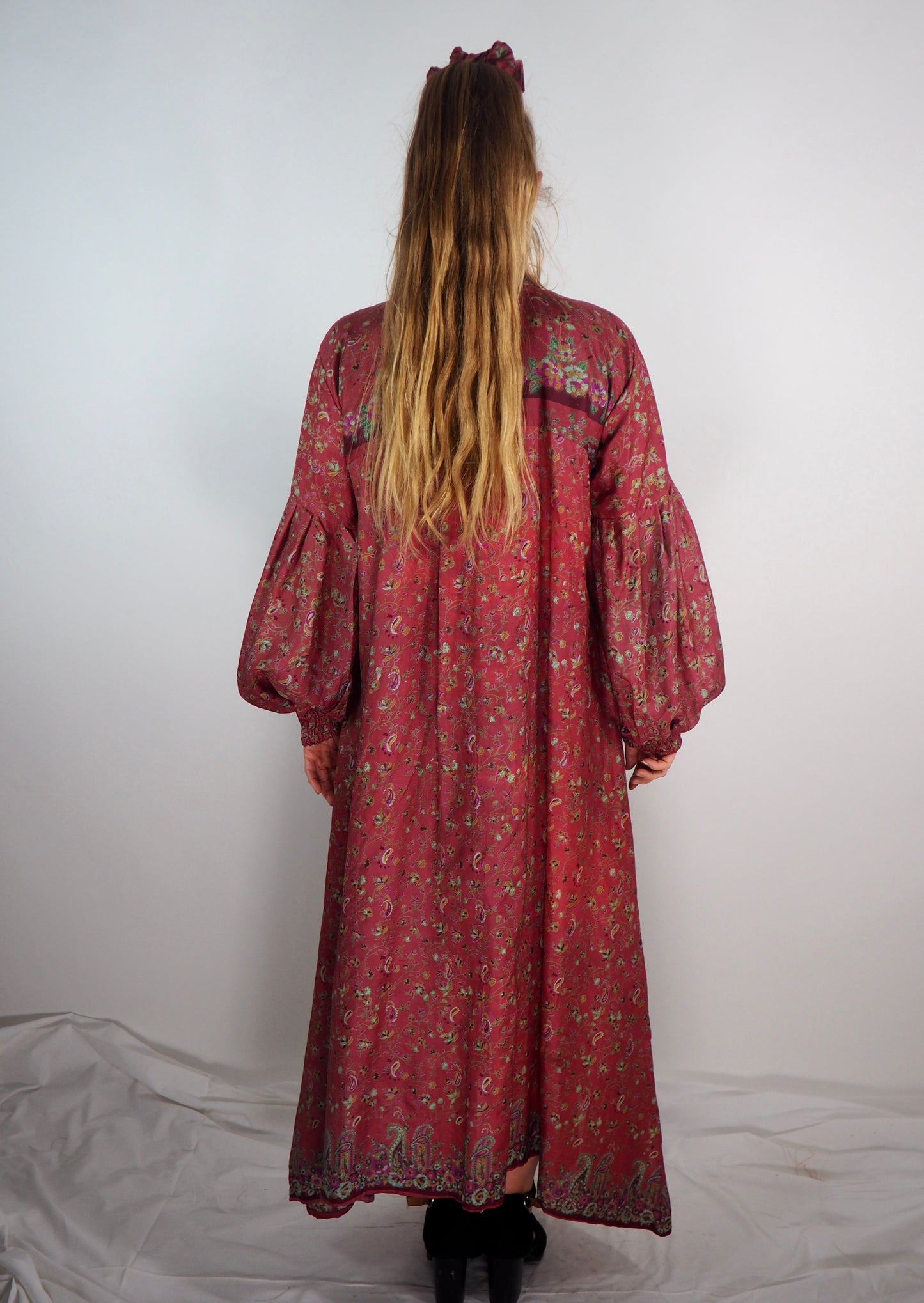 The Lenya Up-cycled Vintage Sari Dress – Sustainable Boho Dress with Oversized Sleeves Matching Scrunchy & Storage Bag