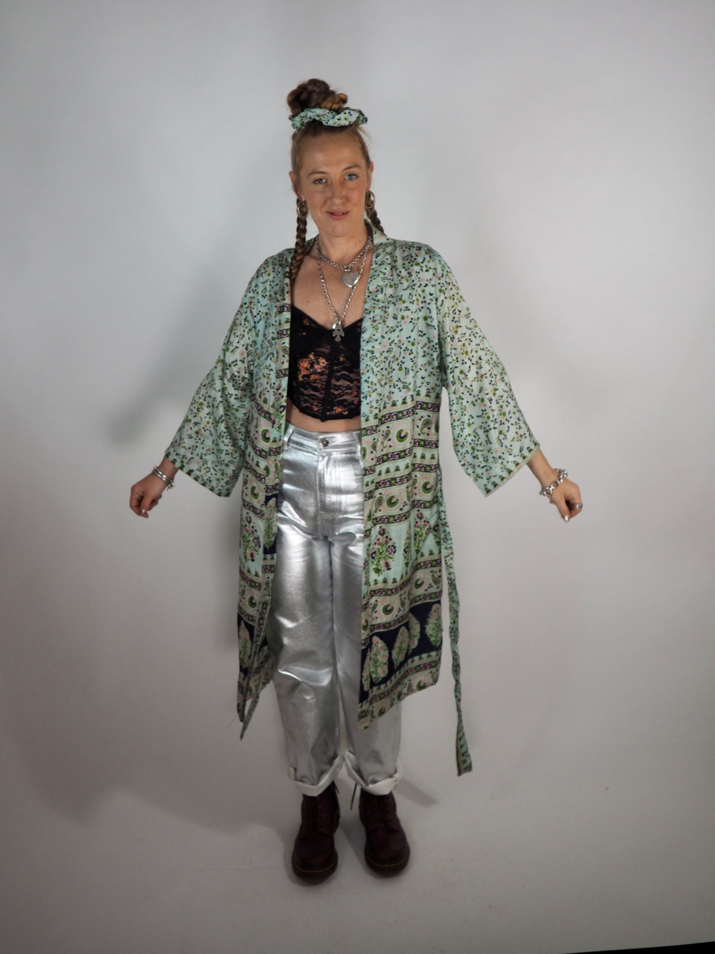 The Kardash Medium-Length Kimono – Up-cycled Vintage Sari Sustainable Kimono Jacket with Waist Tie + Matching Scrunchy & Storage Bag