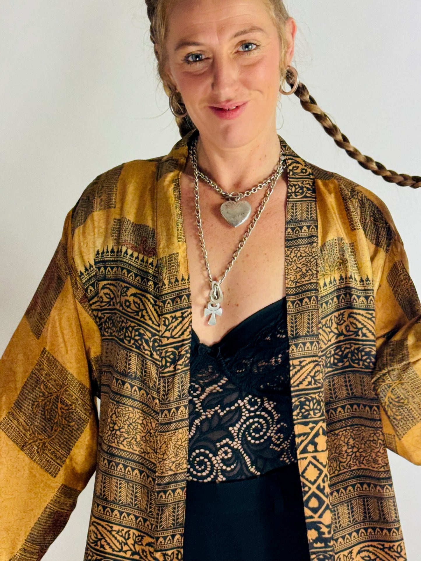 The Kardash Medium-Length Kimono – Up-cycled Vintage Sari Kimono Jacket with Waist Tie + Matching Scrunchy & Storage Bag