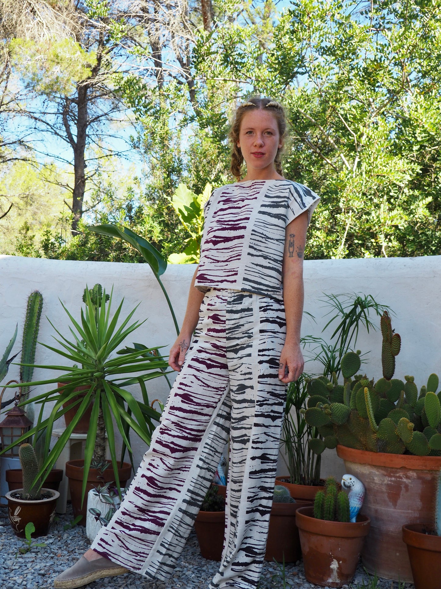 Super nice linen fabric with abstract print up-cycled wide leg pants made by Vagabond Ibiza