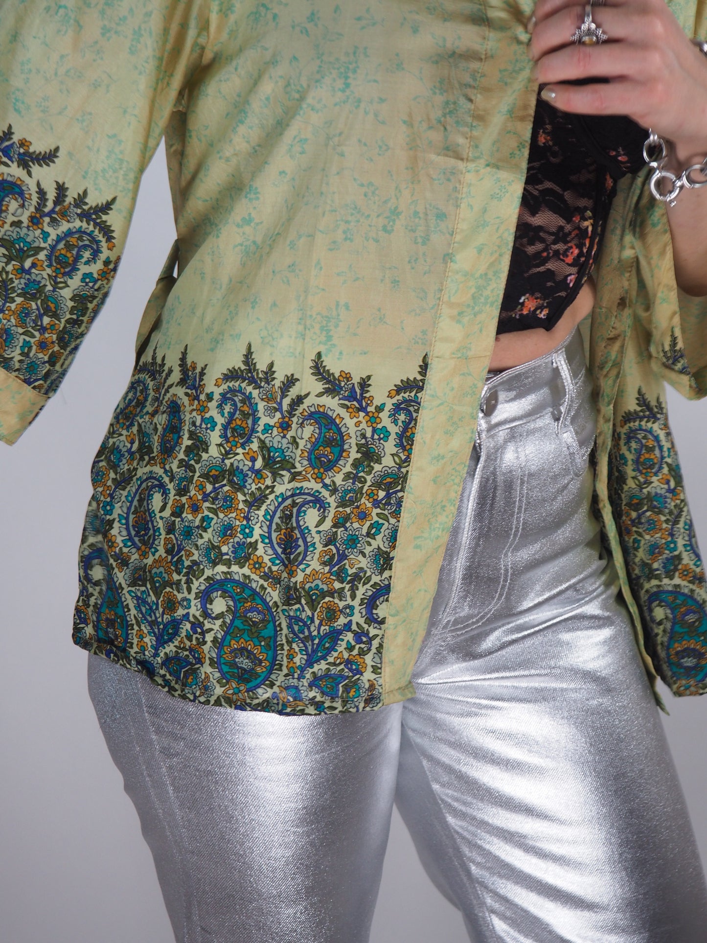 The Kardash Short Kimono – Vintage Re-cycled Sari Kimono Jacket with Waist Tie + Matching Scrunchy & Storage Bag