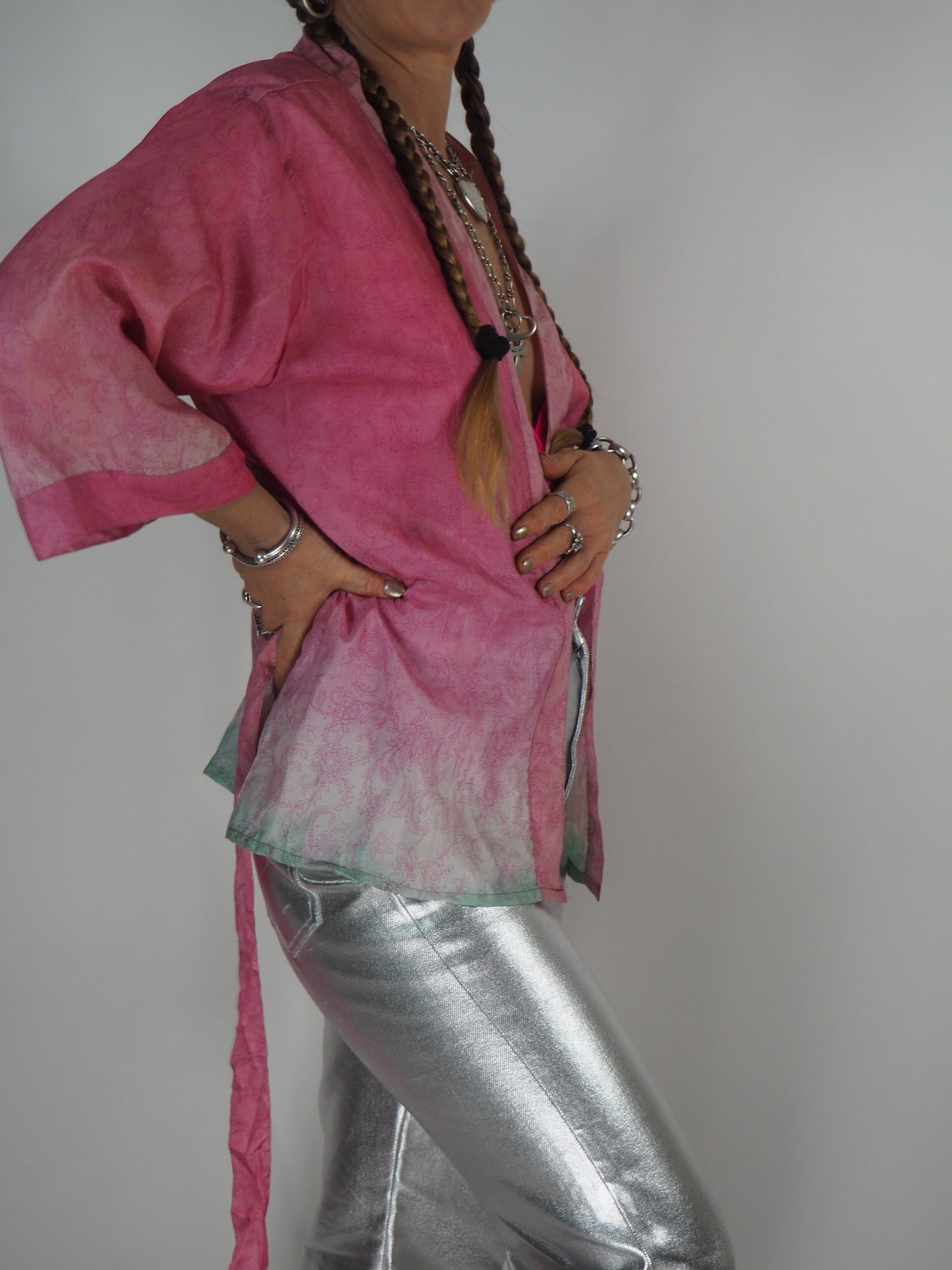 The Kardash Short Kimono – Vintage Re-cycled Sari Kimono Jacket with Waist Tie + Matching Scrunchy & Storage Bag