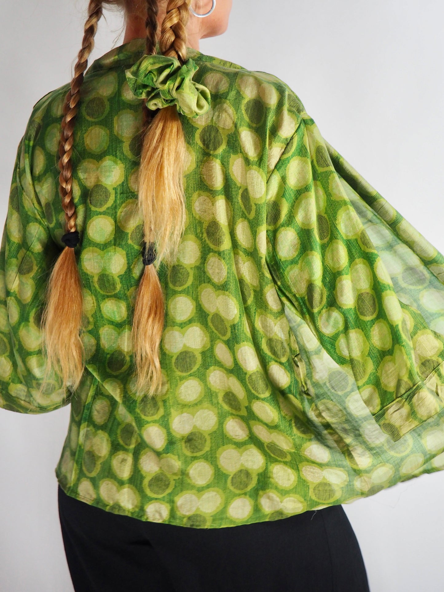 The Kardash Short Kimono – Vintage Re-cycled Sari Kimono Jacket with Waist Tie + Matching Scrunchy & Storage Bag