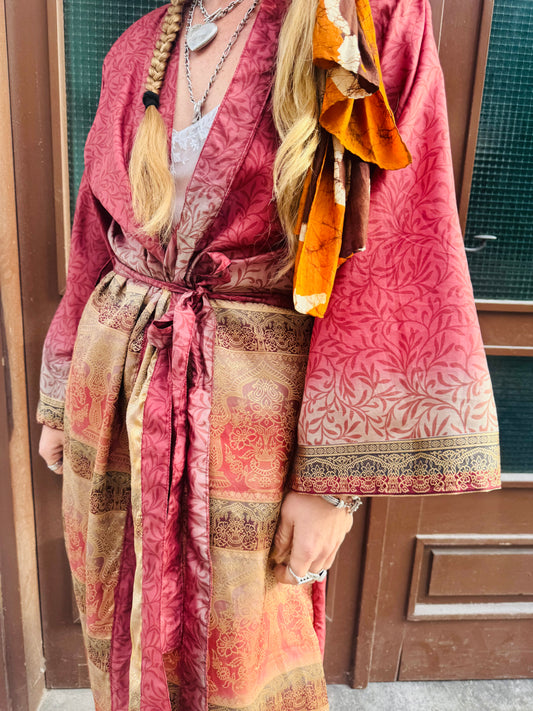 Kardash Kimono Long – Up-cycled Vintage Sari Kimono