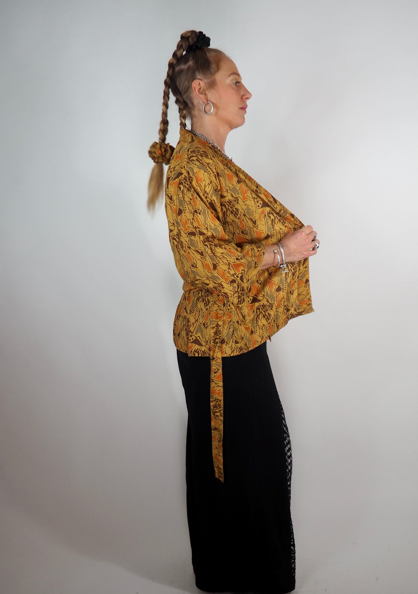 The Kardash Short Kimono – Vintage Re-cycled Sari Kimono Jacket with Waist Tie + Matching Scrunchy & Storage Bag