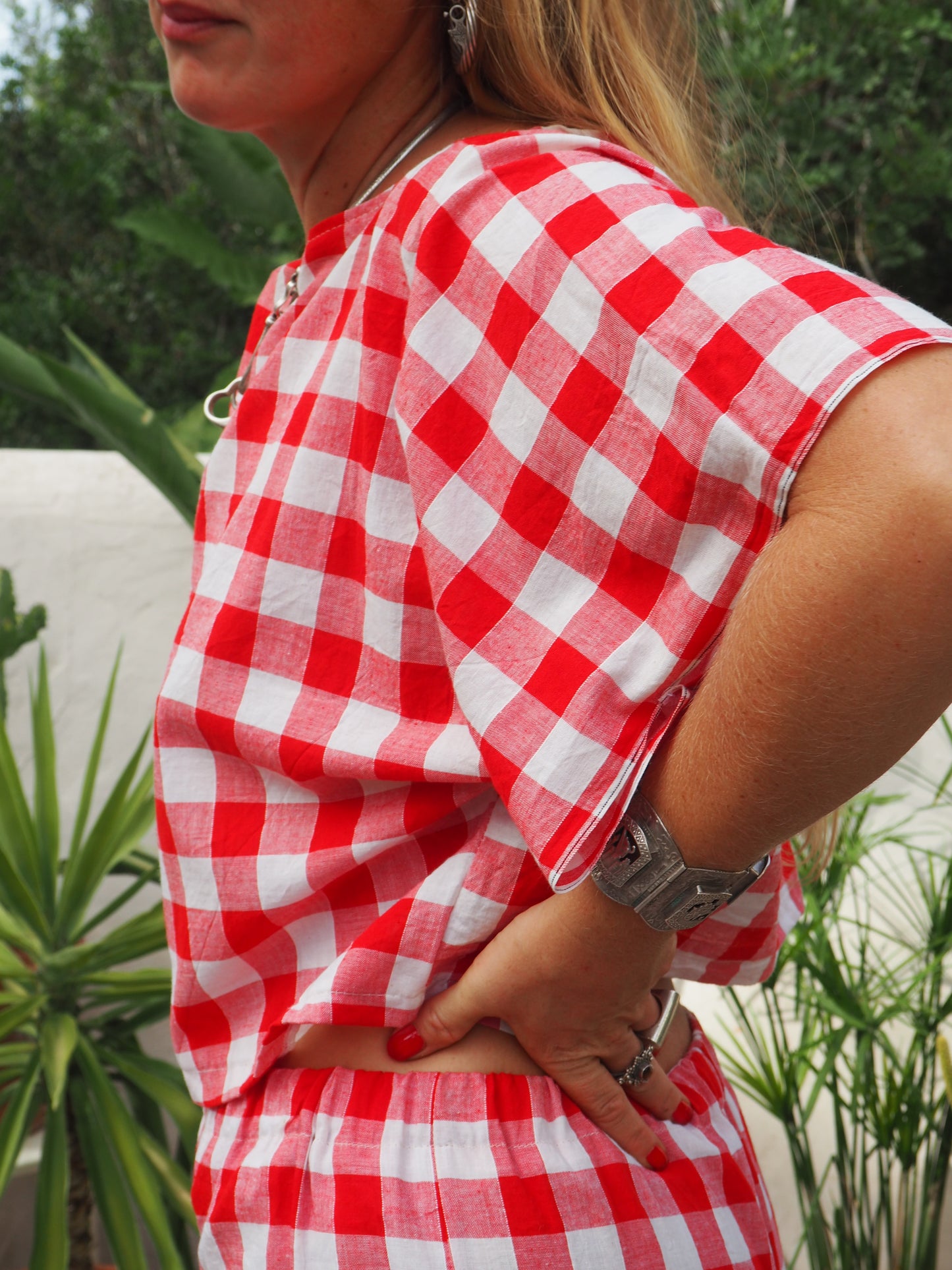 Vintage thin soft cotton red and white checked 2 piece set wide leg pants with elastic waist and t-shirt too up-cycled by Vagabond Ibiza