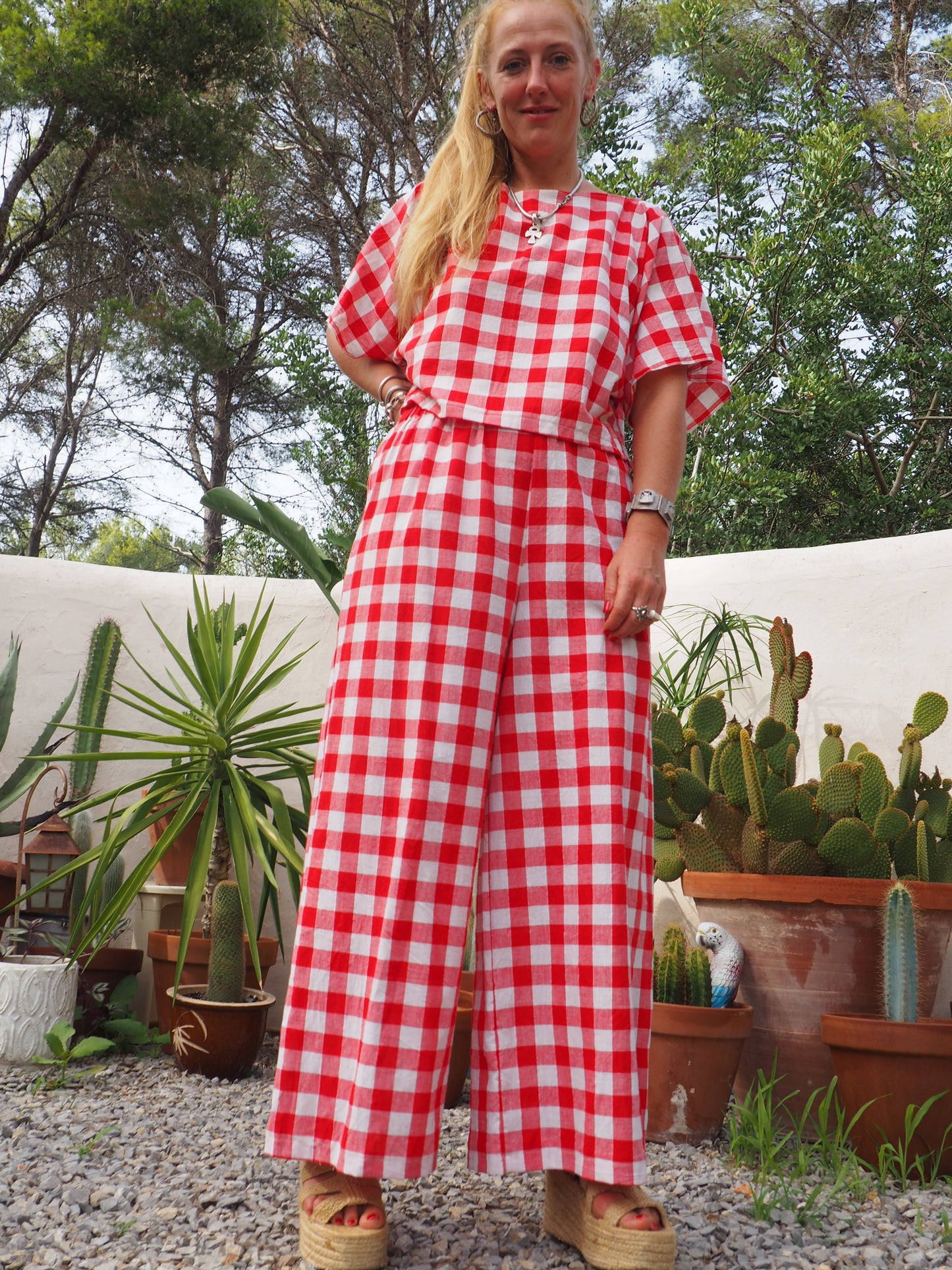 Vintage thin soft cotton red and white checked 2 piece set wide leg pants with elastic waist and t-shirt too up-cycled by Vagabond Ibiza