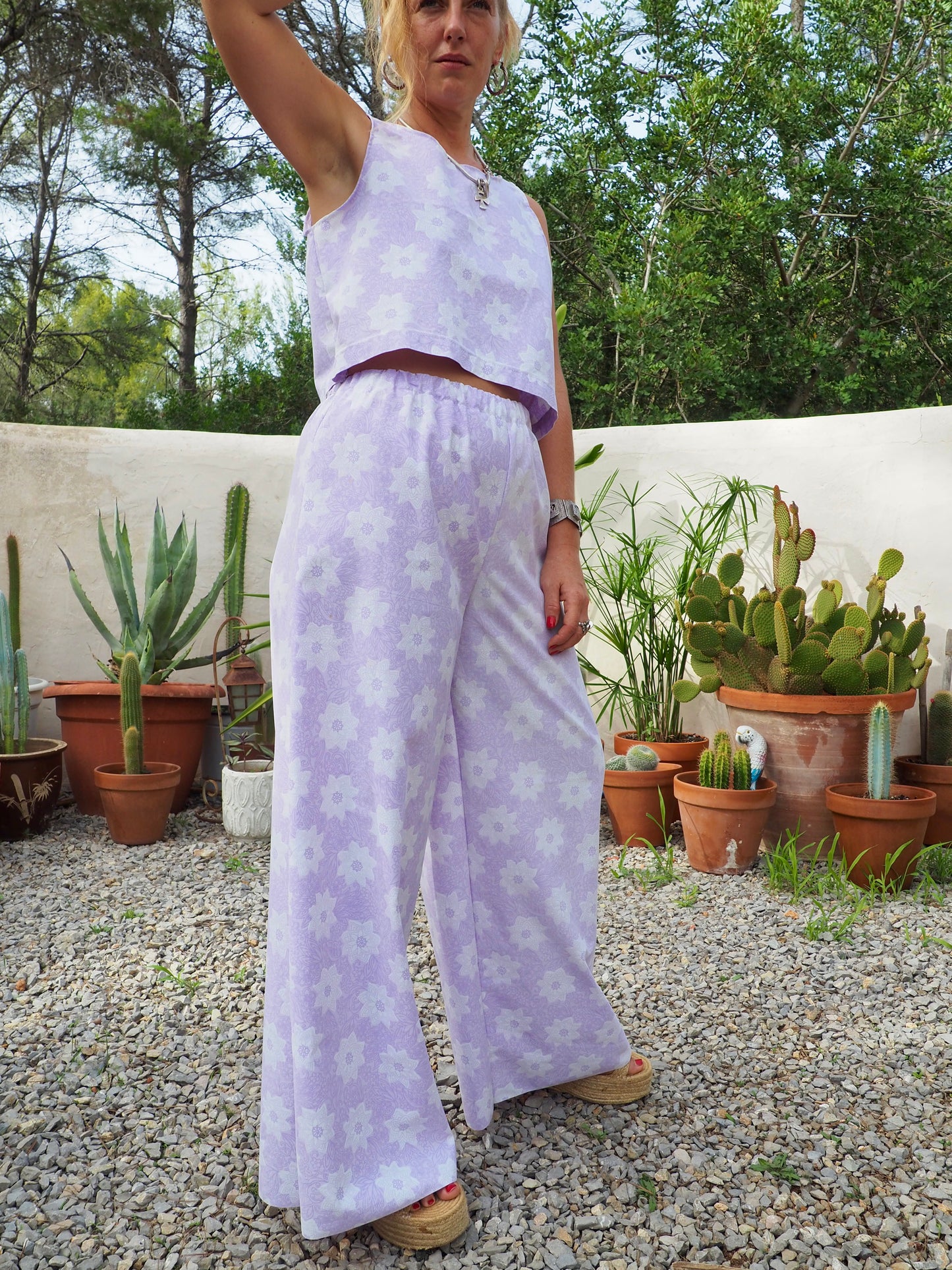 Vintage purple and white floral pattern textiles crop top t-shirt up-cycled by Vagabond Ibiza