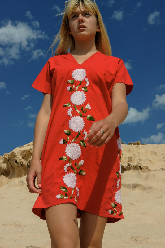 Vintage Mexican red cotton short dress with white embroidered floral design