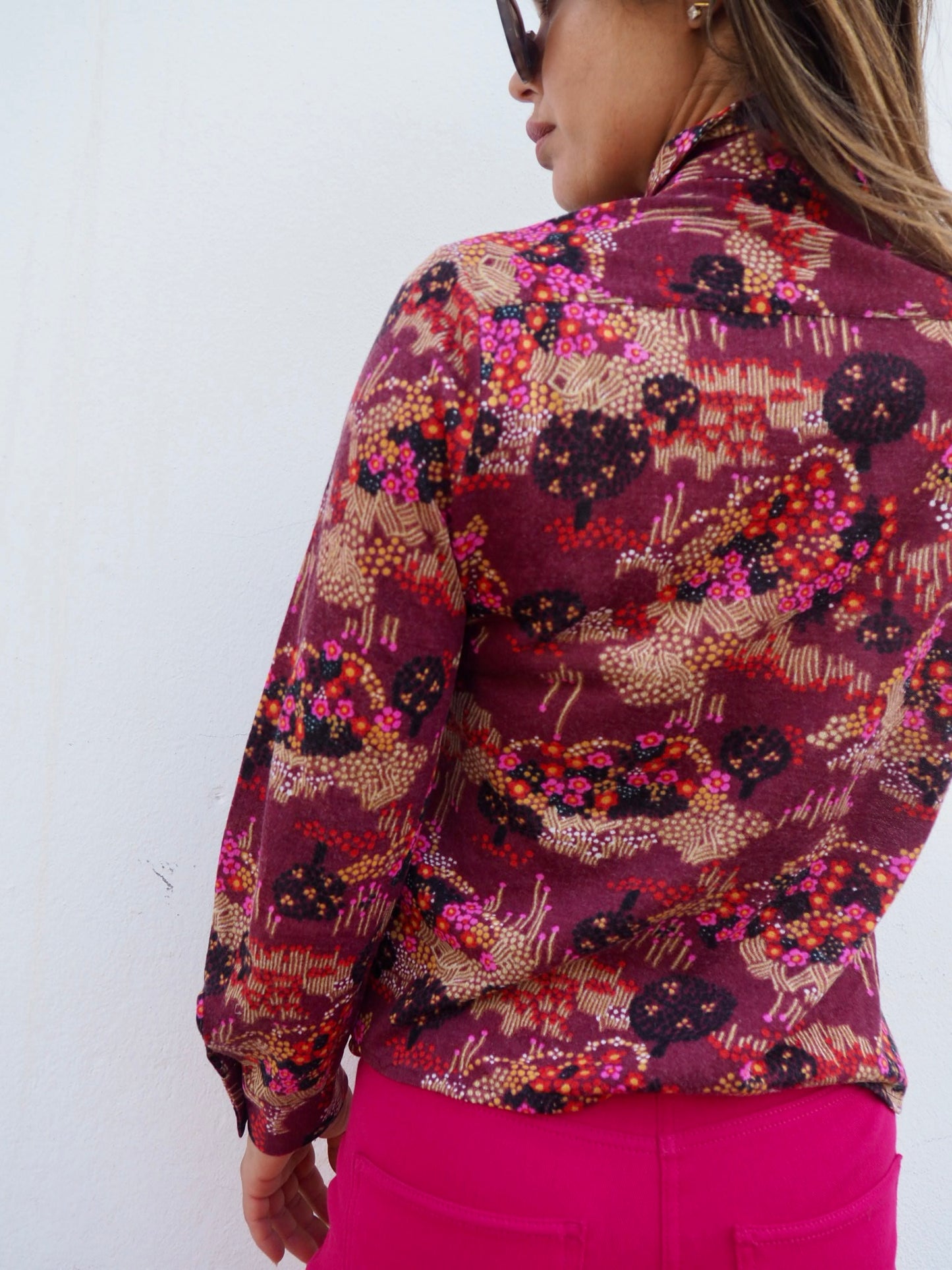 Original vintage 70’s cool printed pink and purple shirt made in man made fibres with a soft touch with oversize collars