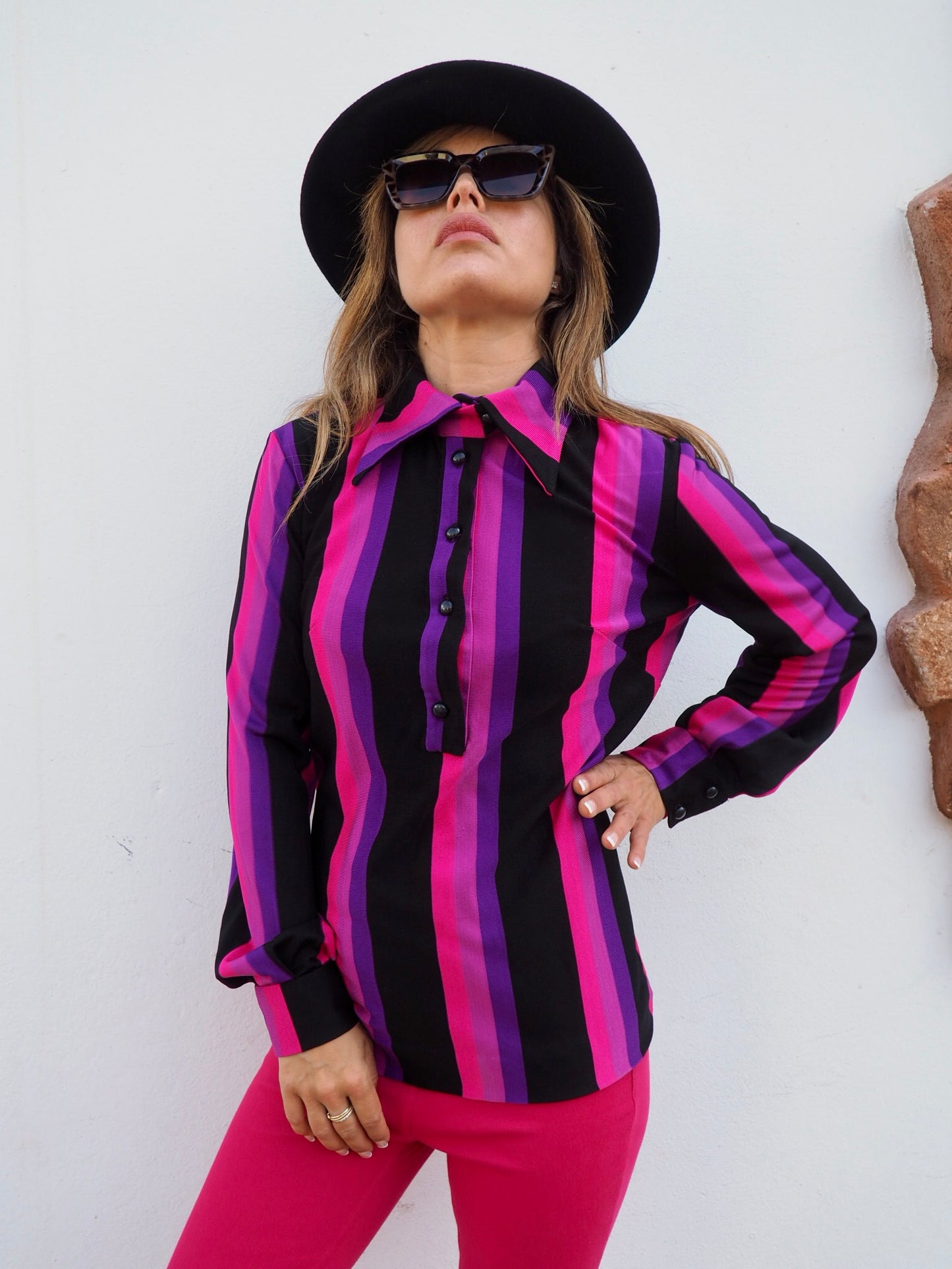 Original vintage 70’s cool printed polyester shirt with large collar and purple black striped design