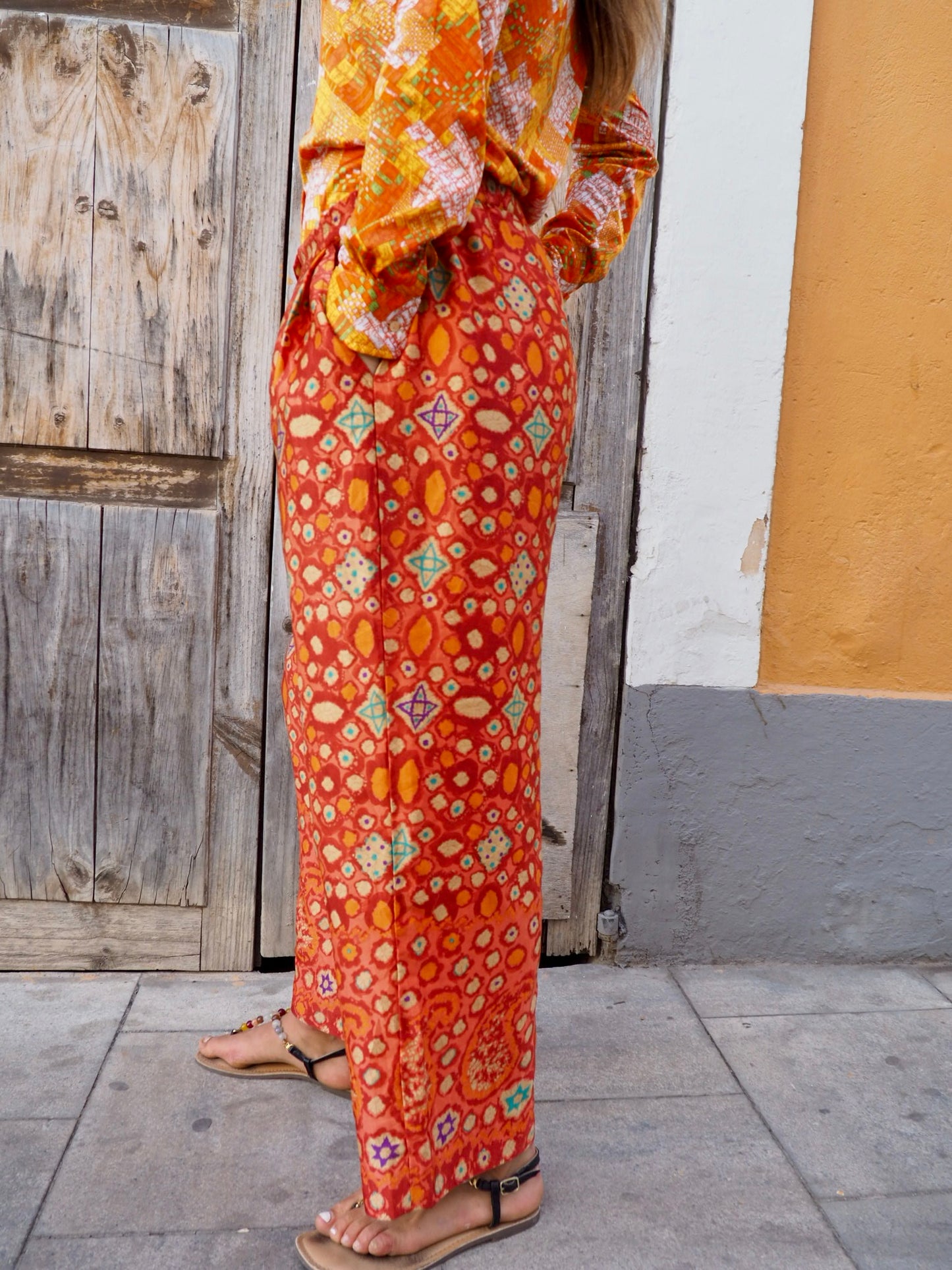 Vintage 1970’s Indonesian orange printed pants