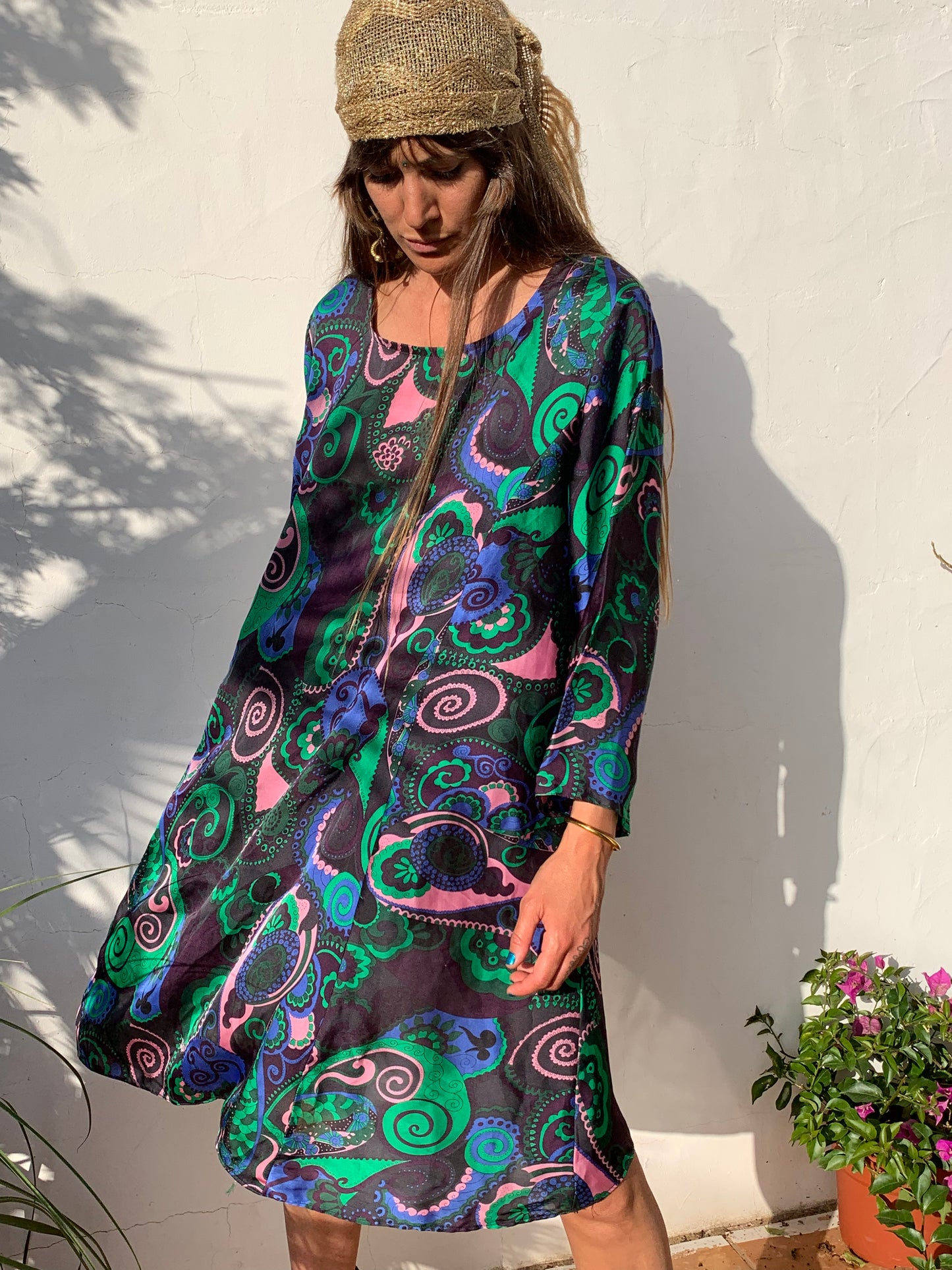 Vintage 1970’s printed dress with wide sleeves