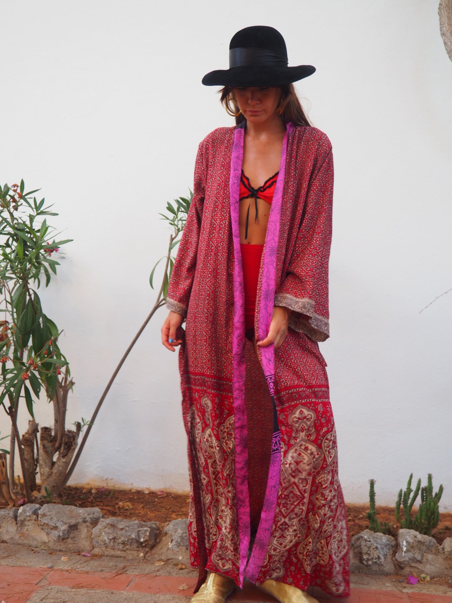 vintage textiles, sari fabric, sari kimono, sari dress , indian textiles, vintage Indian dress, up cycled Indian, Indian fashion, bohemian dress, bohemian kimono, bohemian kaftan, recycled sari, recycled textiles, vintage dress, vintage kimono, slow fashion, sustainable fashion brand, up cycled fashion brand, vintage shop, ibiza vintage, boho vintage, boho dress, vintage ibiza, shop vintage, online, recycled fashion brand, floral dress, summer dress, ibiza dress, ethical fashion,