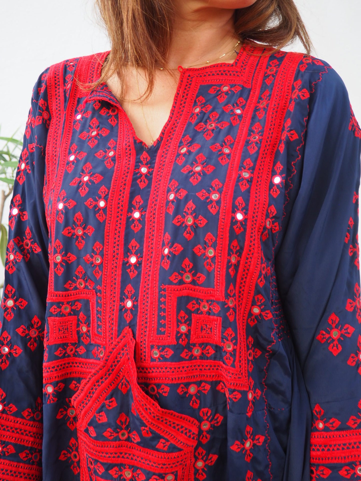 Vintage 1970’s Pakistán hand embroidered Kaftan dress