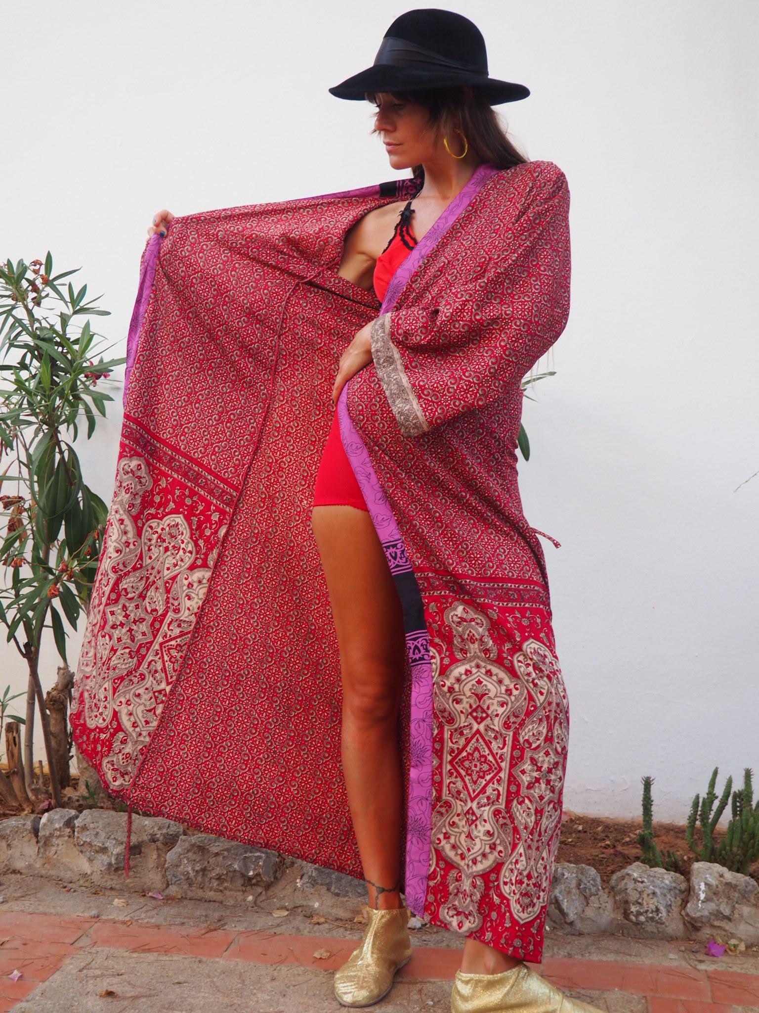 vintage textiles, sari fabric, sari kimono, sari dress , indian textiles, vintage Indian dress, up cycled Indian, Indian fashion, bohemian dress, bohemian kimono, bohemian kaftan, recycled sari, recycled textiles, vintage dress, vintage kimono, slow fashion, sustainable fashion brand, up cycled fashion brand, vintage shop, ibiza vintage, boho vintage, boho dress, vintage ibiza, shop vintage, online, recycled fashion brand, floral dress, summer dress, ibiza dress, ethical fashion,